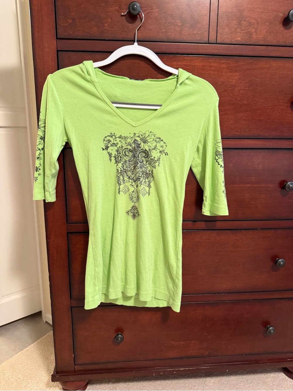 Lime Green V-Neck 3/4 Sleeve Graphic Tunic